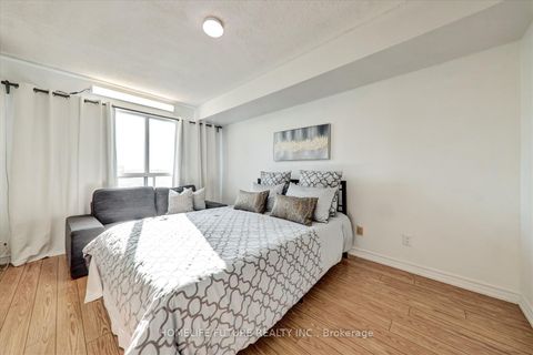 Photo 15 at 410 - 2550 Lawrence Avenue E, Dorset Park, Toronto