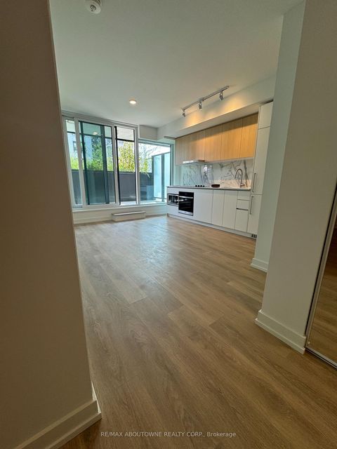 Photo 6 at 511 - 1100 Sheppard Avenue W, York University Heights, Toronto