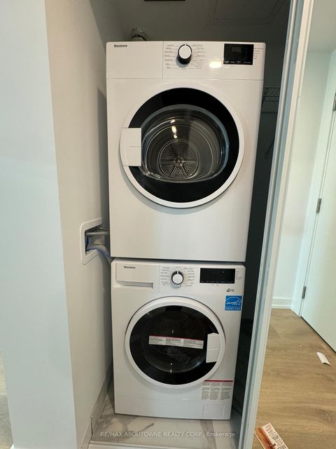 Photo 9 at 511 - 1100 Sheppard Avenue W, York University Heights, Toronto