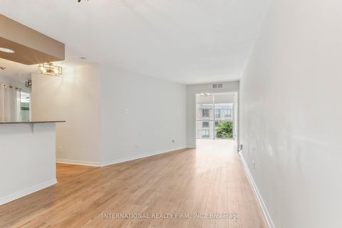 Photo 16 at 628 - 801 King Street W, Niagara, Toronto
