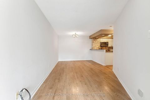 Photo 21 at 628 - 801 King Street W, Niagara, Toronto