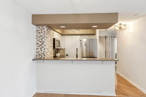 Photo 23 at 628 - 801 King Street W, Niagara, Toronto