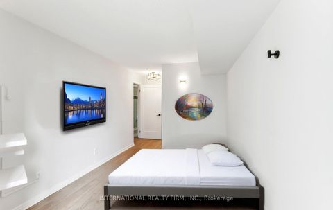 Photo 37 at 628 - 801 King Street W, Niagara, Toronto
