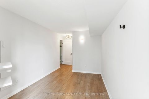 Photo 41 at 628 - 801 King Street W, Niagara, Toronto