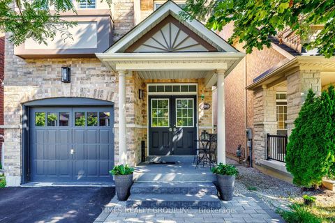 Photo 2 at 108 Sir Sanford Fleming Way, Patterson, Vaughan