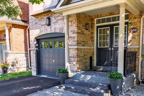 Photo 3 at 108 Sir Sanford Fleming Way, Patterson, Vaughan