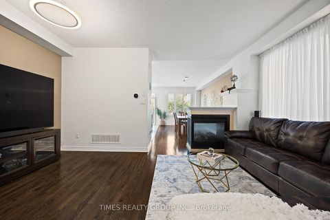 Photo 5 at 108 Sir Sanford Fleming Way, Patterson, Vaughan