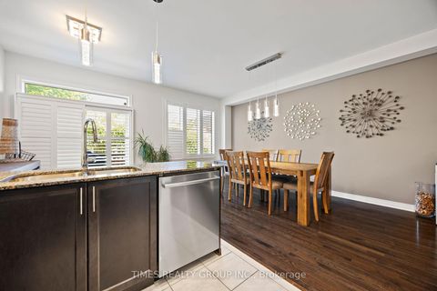 Photo 13 at 108 Sir Sanford Fleming Way, Patterson, Vaughan