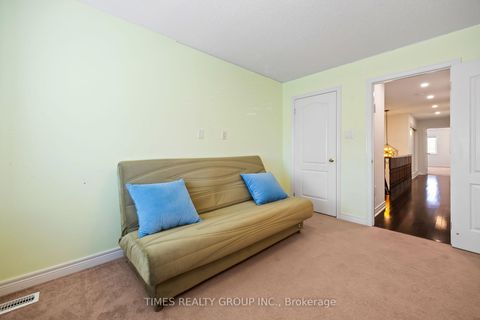 Photo 17 at 108 Sir Sanford Fleming Way, Patterson, Vaughan