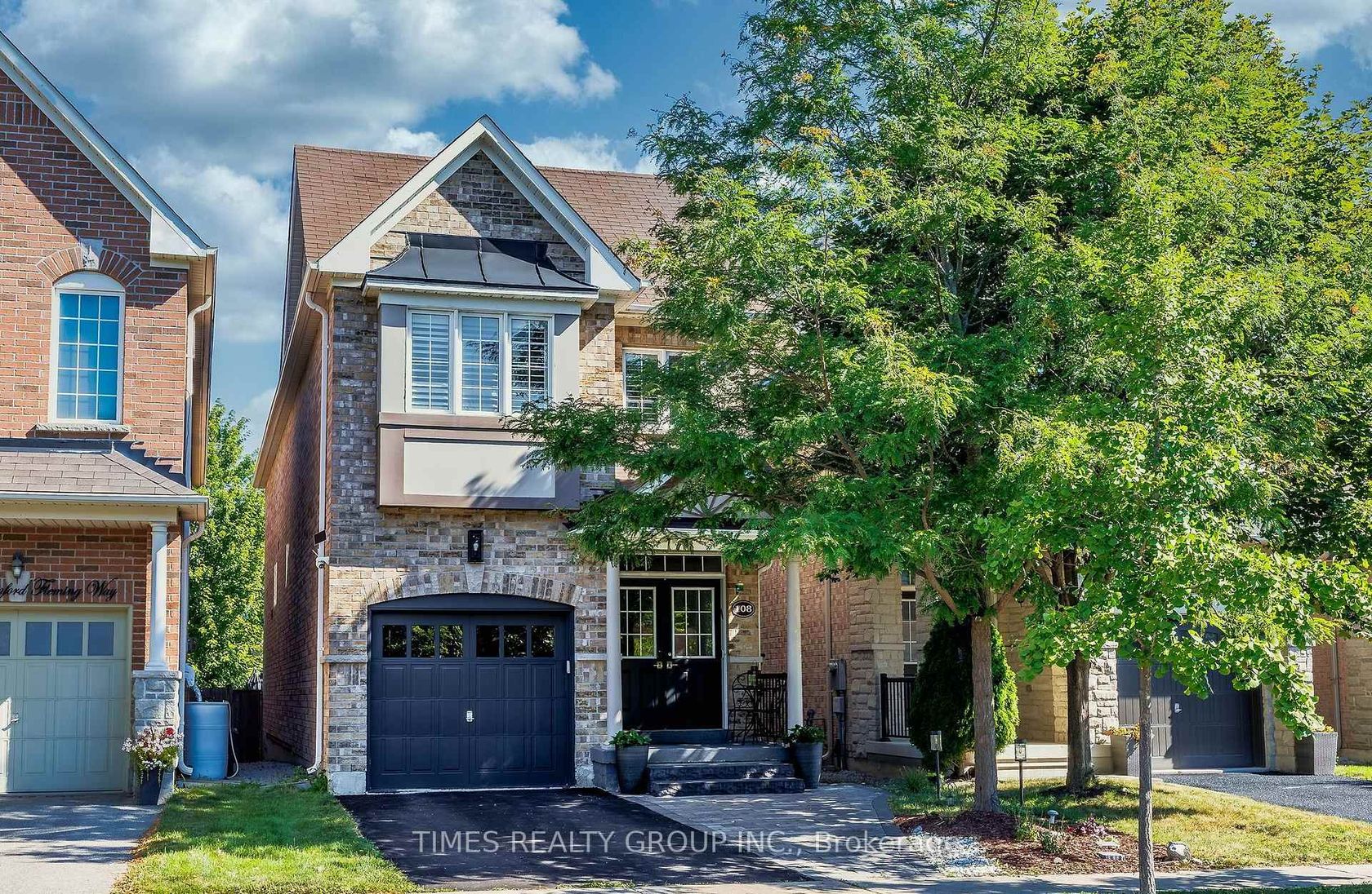 108 Sir Sanford Fleming Way, Patterson, Vaughan 