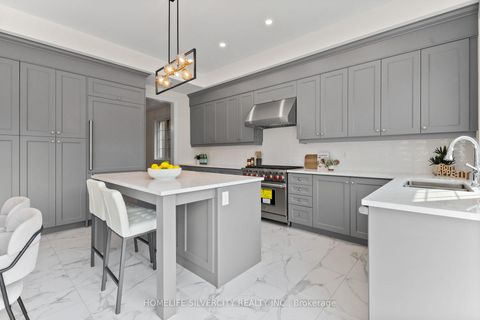 Photo 15 at 7 Tilden Street, Vellore Village, Vaughan