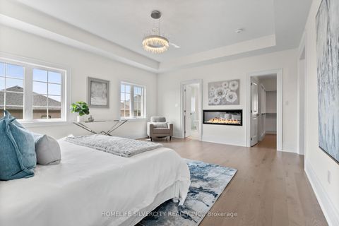 Photo 39 at 7 Tilden Street, Vellore Village, Vaughan