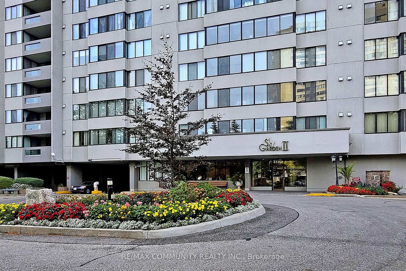 Ph06 - 2330 Bridletowne Circle, L'Amoreaux, Toronto 