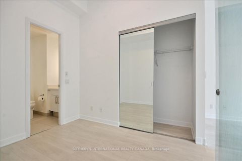 Photo 12 at 409 - 188 Cumberland Street, Annex, Toronto