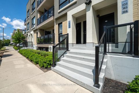 Photo 5 at 234 - 515 Kingbird Grove, Rouge E11, Toronto