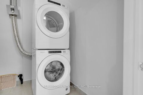 Photo 16 at 234 - 515 Kingbird Grove, Rouge E11, Toronto