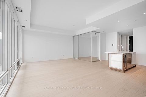 Photo 14 at 5302 - 488 University Avenue, Chinatown, Toronto Photo 14 at 5302 - 488 University Avenue, Chinatown, Toronto