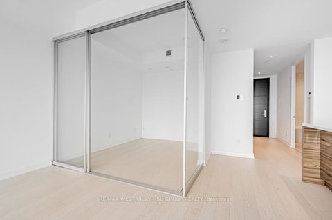 Photo 17 at 5302 - 488 University Avenue, Chinatown, Toronto Photo 17 at 5302 - 488 University Avenue, Chinatown, Toronto