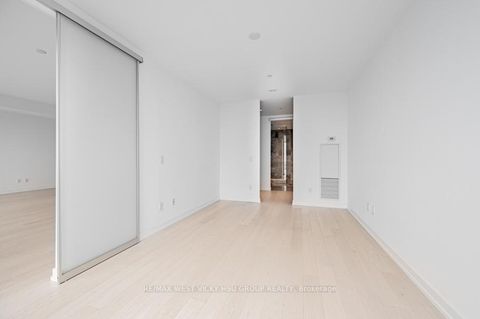 Photo 21 at 5302 - 488 University Avenue, Chinatown, Toronto Photo 21 at 5302 - 488 University Avenue, Chinatown, Toronto