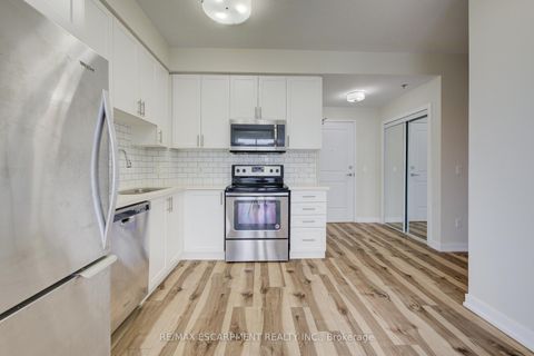 Photo 7 at 720 - 2486 Old Bronte Road, WM Westmount, Oakville
