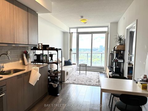 Photo 4 at 1009 - 38 Forest Manor Road, Henry Farm, Toronto