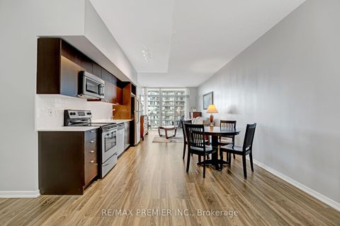 Photo 1 at 714 - 105 The Queensway, Swansea, Toronto