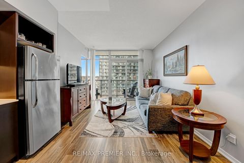 Photo 8 at 714 - 105 The Queensway, Swansea, Toronto