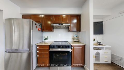 Photo 12 at 325 - 10 Mendelssohn Street, Birchmount, Toronto