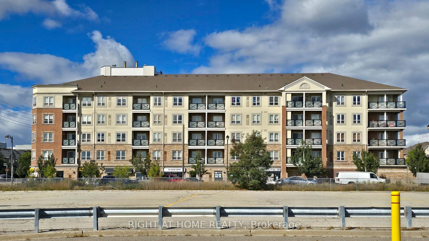 325 - 10 Mendelssohn Street, Birchmount, Toronto 