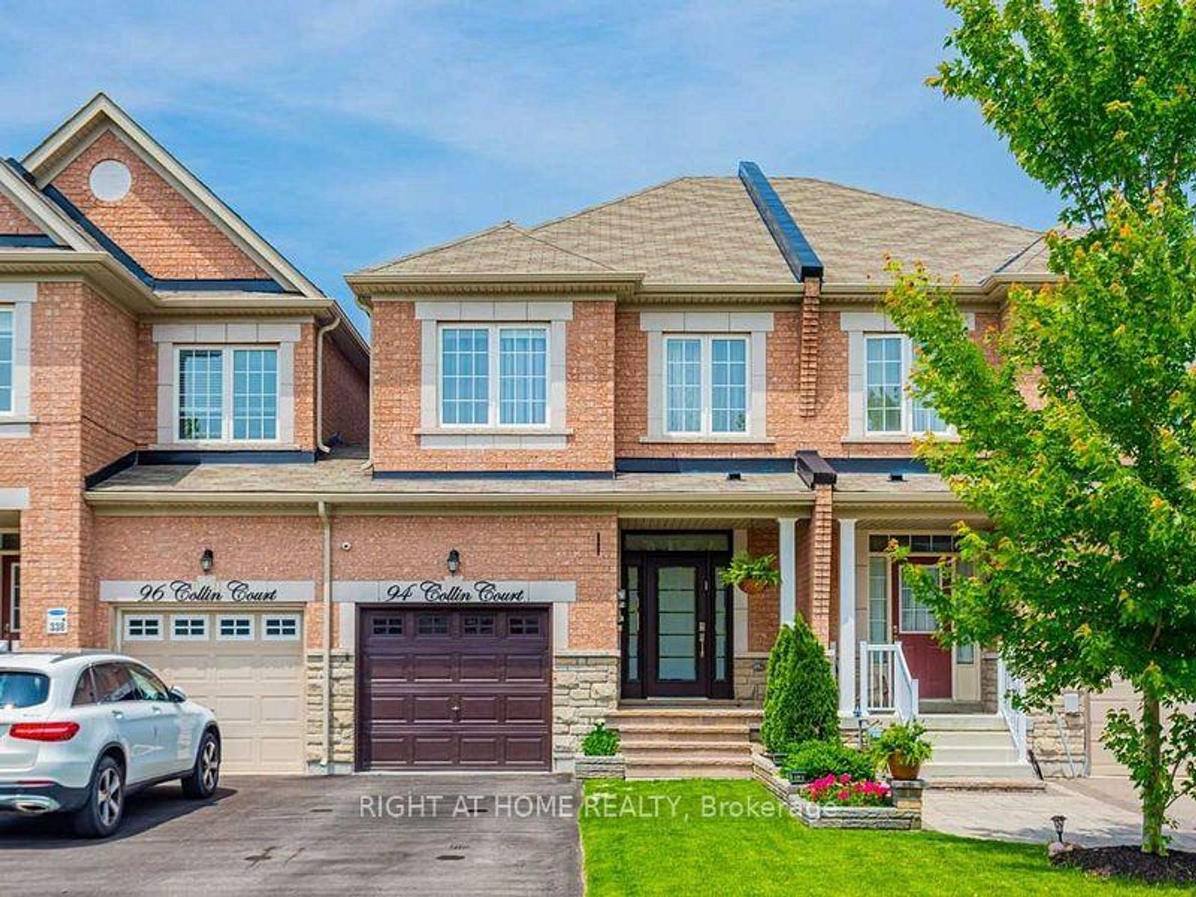 94 Collin Court, Jefferson, Richmond Hill 