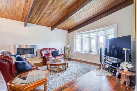 Photo 7 at 9 Thane Court, Pleasant View, Toronto