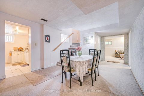Photo 29 at 9 Thane Court, Pleasant View, Toronto
