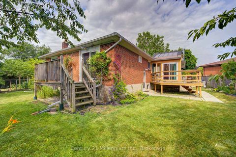 Photo 33 at 9 Thane Court, Pleasant View, Toronto