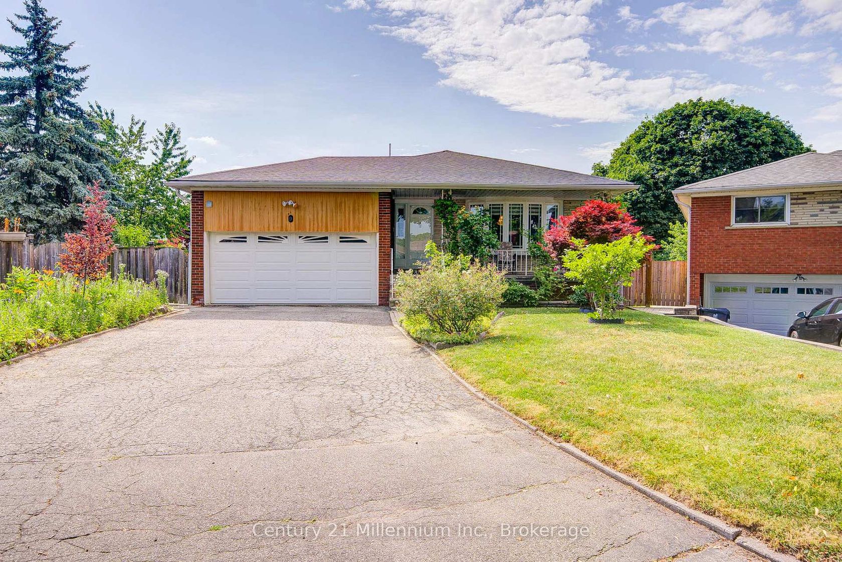 9 Thane Court, Pleasant View, Toronto 