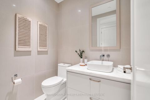 Photo 21 at 711 - 455 Wellington Street W, Waterfront Communities C1, Toronto