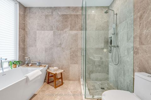 Photo 25 at 711 - 455 Wellington Street W, Waterfront Communities C1, Toronto