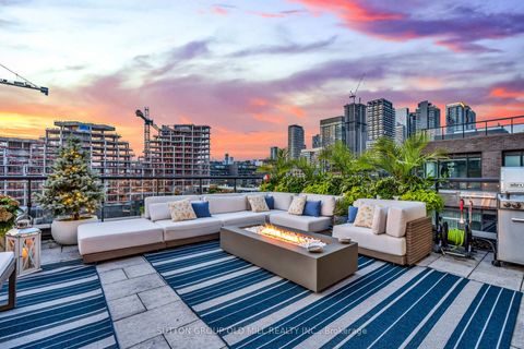 Photo 36 at 711 - 455 Wellington Street W, Waterfront Communities C1, Toronto