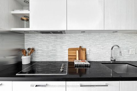 Photo 13 at 306 - 32 Davenport Road, Annex, Toronto