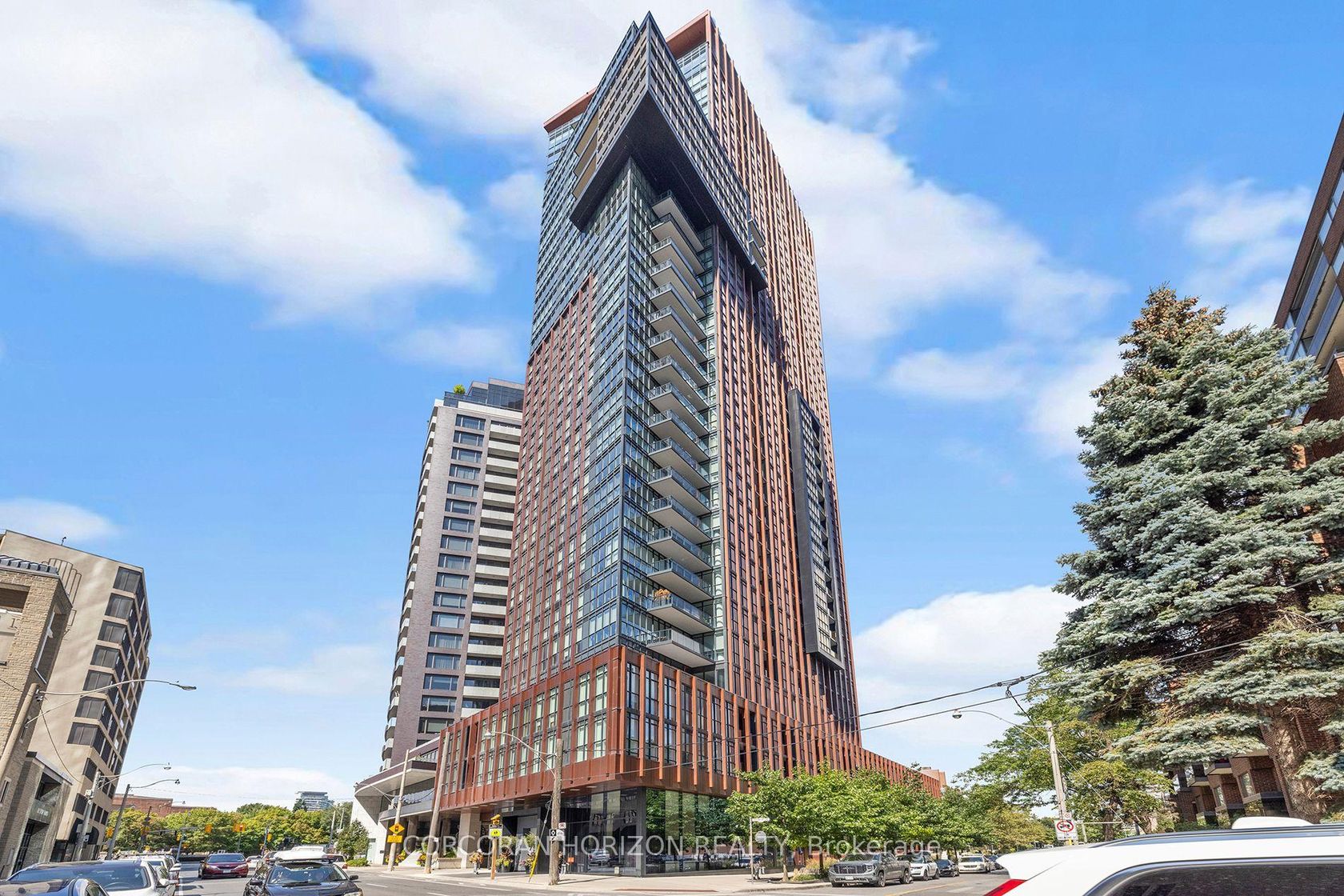 306 - 32 Davenport Road, Annex, Toronto by Loree Meneguzzi Real Estate 306 - 32 Davenport Road, Annex, Toronto