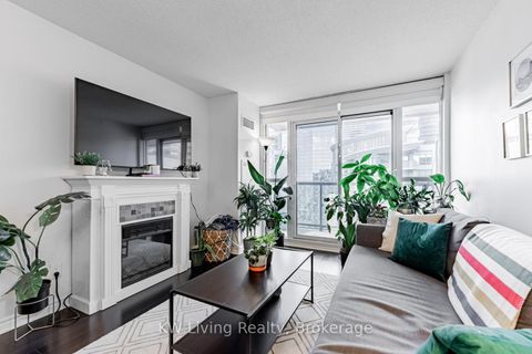 Photo 13 at #3903 - 19 Grand Trunk Crescent, Waterfront Communities C1, Toronto
