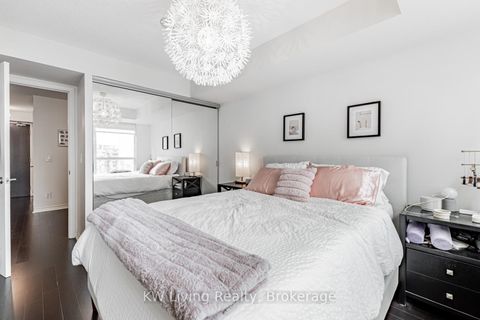 Photo 18 at #3903 - 19 Grand Trunk Crescent, Waterfront Communities C1, Toronto