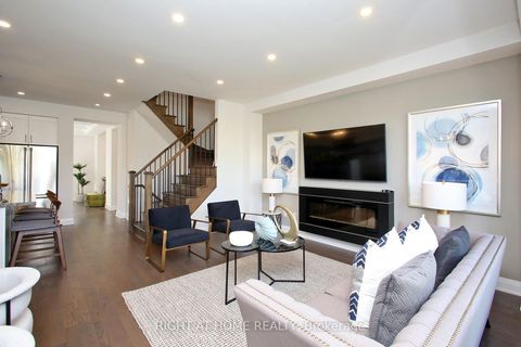 Photo 16 at 60 Duncombe Lane, South Richvale, Richmond Hill