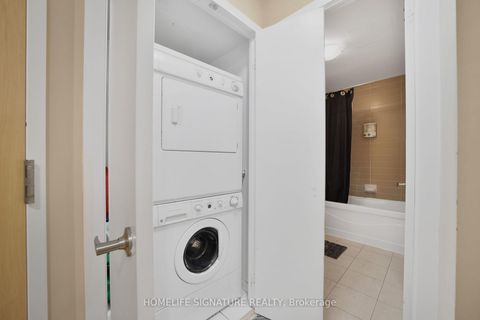 Photo 17 at 1506 - 55 Bremner Boulevard, Waterfront Communities C1, Toronto