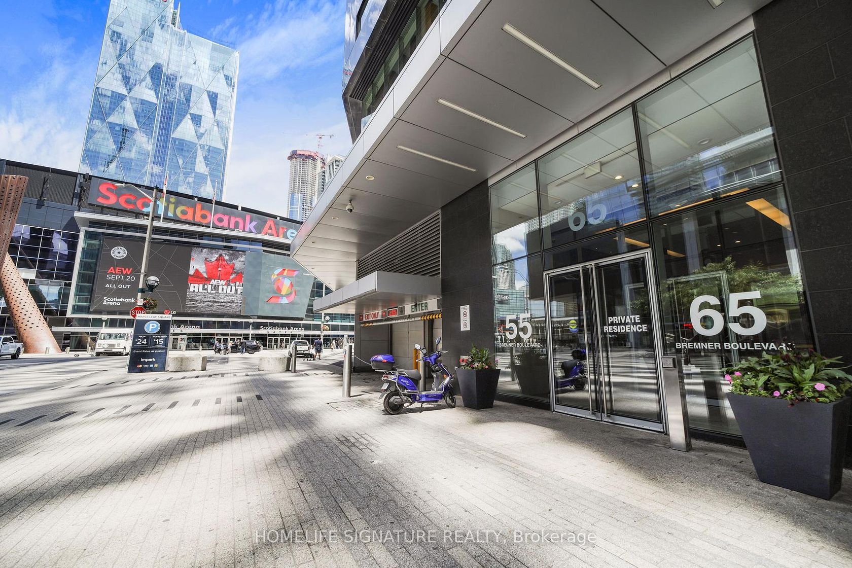 Photo 3 at 1506 - 55 Bremner Boulevard, Waterfront Communities C1, Toronto Photo 3 at 1506 - 55 Bremner Boulevard, Waterfront Communities C1, Toronto