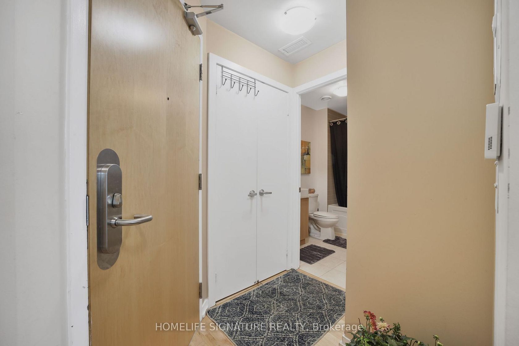 Photo 5 at 1506 - 55 Bremner Boulevard, Waterfront Communities C1, Toronto Photo 5 at 1506 - 55 Bremner Boulevard, Waterfront Communities C1, Toronto