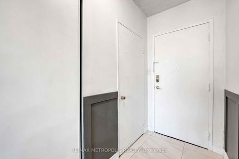 Photo 1 at 1011 - 410 Mclevin Avenue, Malvern, Toronto