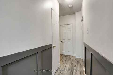 Photo 2 at 1011 - 410 Mclevin Avenue, Malvern, Toronto