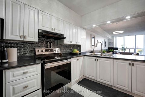 Photo 9 at 1011 - 410 Mclevin Avenue, Malvern, Toronto