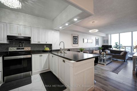 Photo 10 at 1011 - 410 Mclevin Avenue, Malvern, Toronto