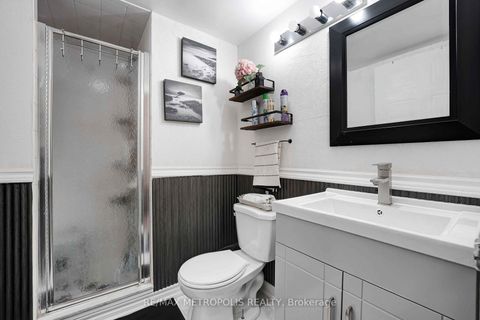 Photo 20 at 1011 - 410 Mclevin Avenue, Malvern, Toronto